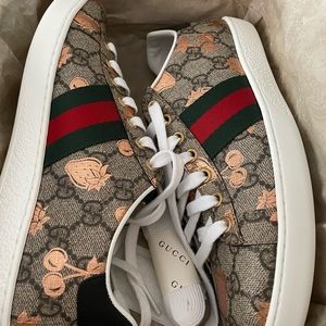 AUTHENTIC Gucci Ace monogram sneakers
